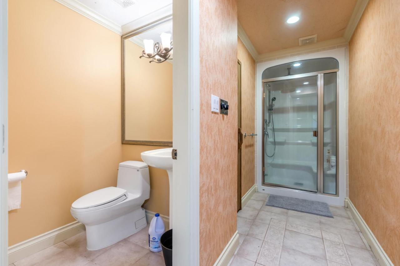 Charming Retreat On Cypress Street, Your Home Away From Home فانكوفر المظهر الخارجي الصورة