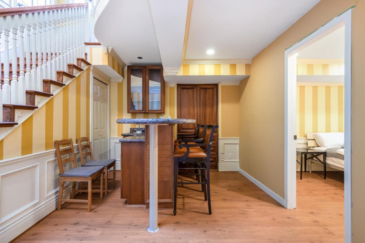 Charming Retreat On Cypress Street, Your Home Away From Home فانكوفر المظهر الخارجي الصورة